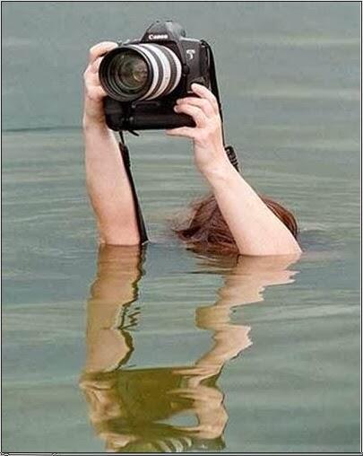 Momen-Momen Nekat dan Konyol Fotografer Saat Mengambil Foto