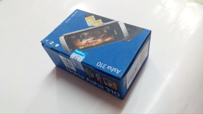 Nokia asha 310 BNIB
