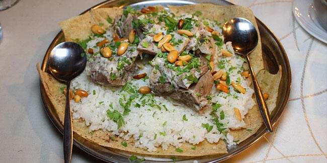 7 Menu Buka Puasa Unik di Dunia