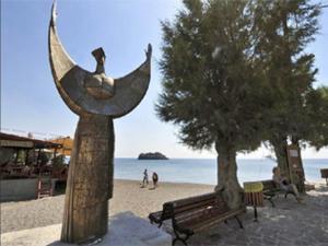  ۞۞ Berkunjung ke Pulau Khusus LESBIAN di Yunani !! ۞۞ 