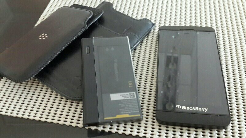 blackberry z10 second 11 bulan pemakaian pribadi