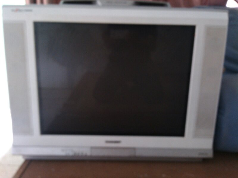 Шарп в музыке. Диез на прозрачном фоне. Музыкальные знаки диезы и бемоли. English name notes with sharp accidentals. What is used more, sharps or flats.