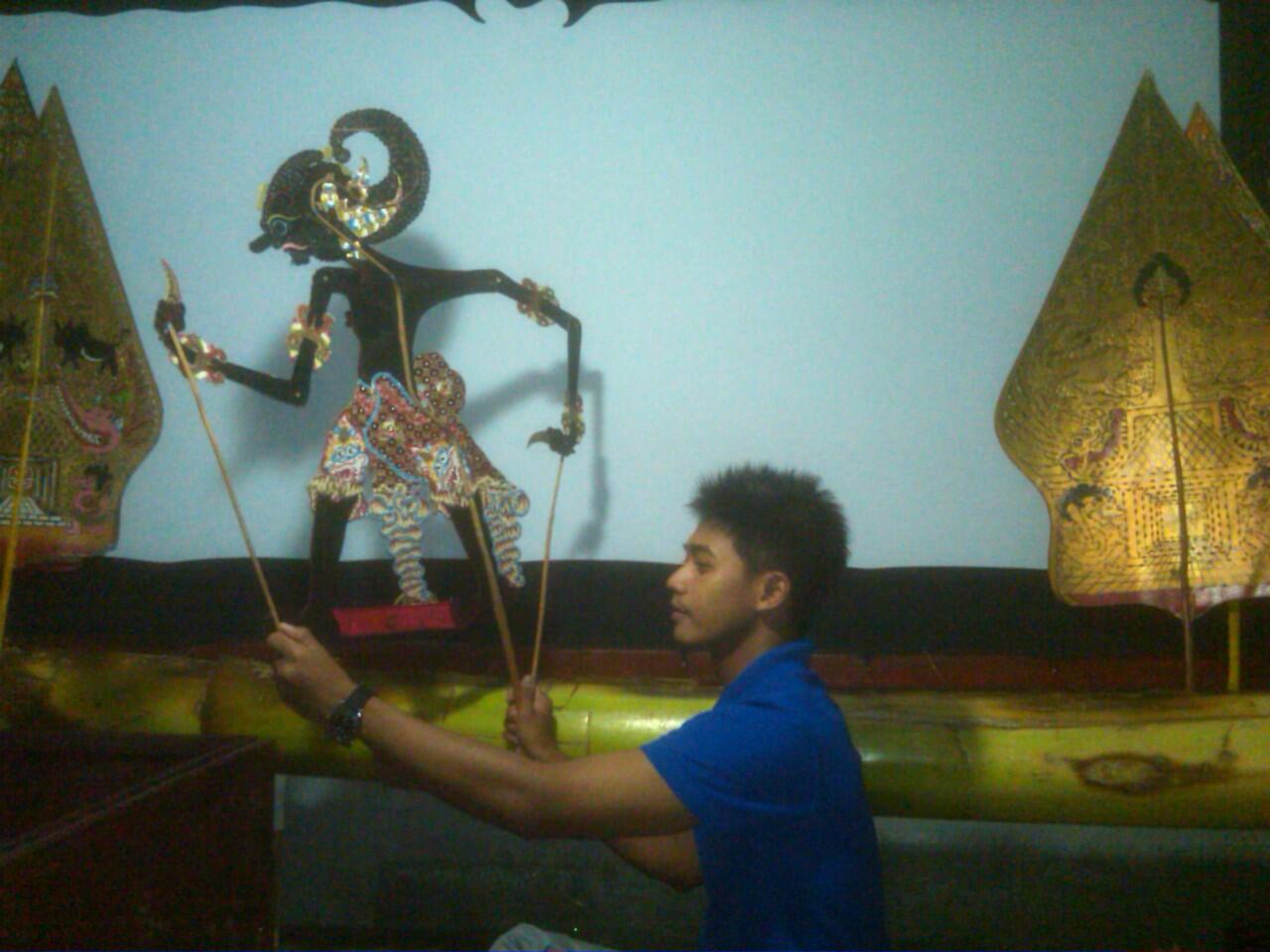 kesenian wayang