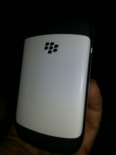 Blackberry Kepler 9300 white cod Solo