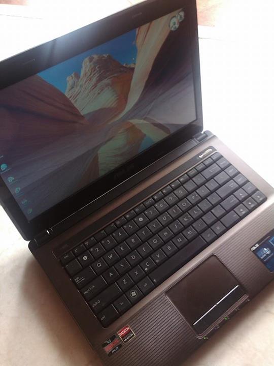 ASUS X43U AMD E-350 , RAM 2GB , VGA RADEON , HDD 320GB , GARANSI