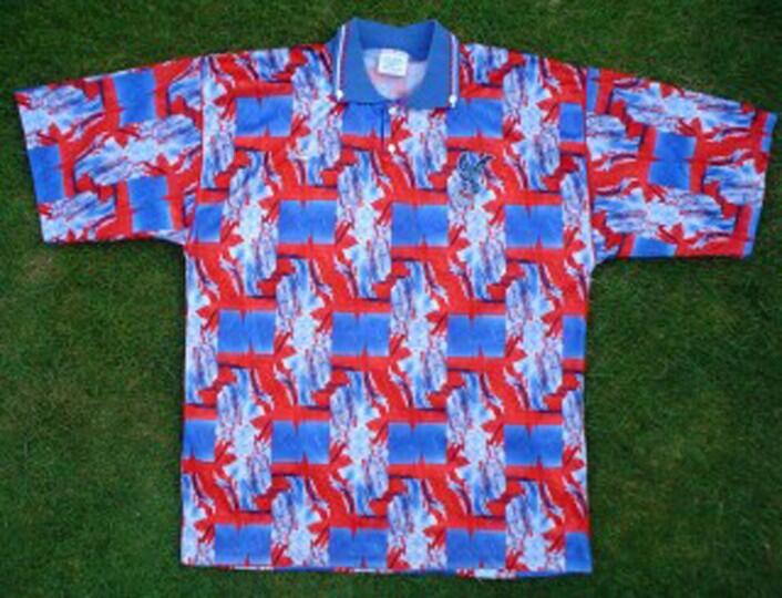 Jersey Klub Bola dgn Desain Absurd! Klub agan ada ga?