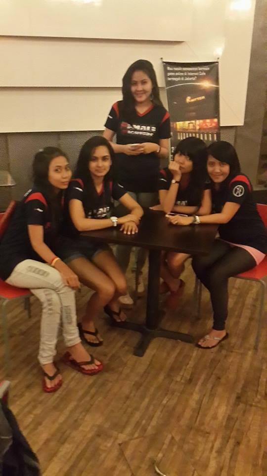 Team Female Fighters No. 1 ladies counter strinke indonesia