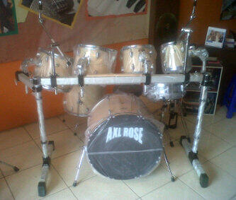 jual drum merk AXL ROSE (5pcs 7pcs rak sistem dan junior) harga terjangkau, masuk gan