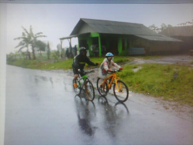 FR Gobar KosKas Tangerang: Trip to Gunung Bunder 