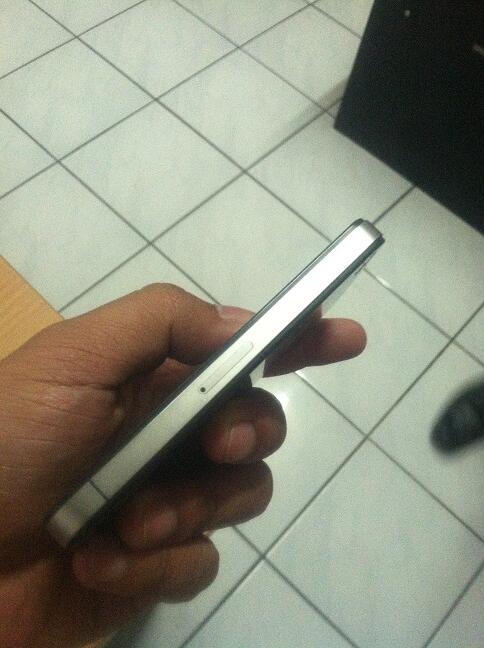 iPhone 4G 16GB FU GSM Black murah meriah