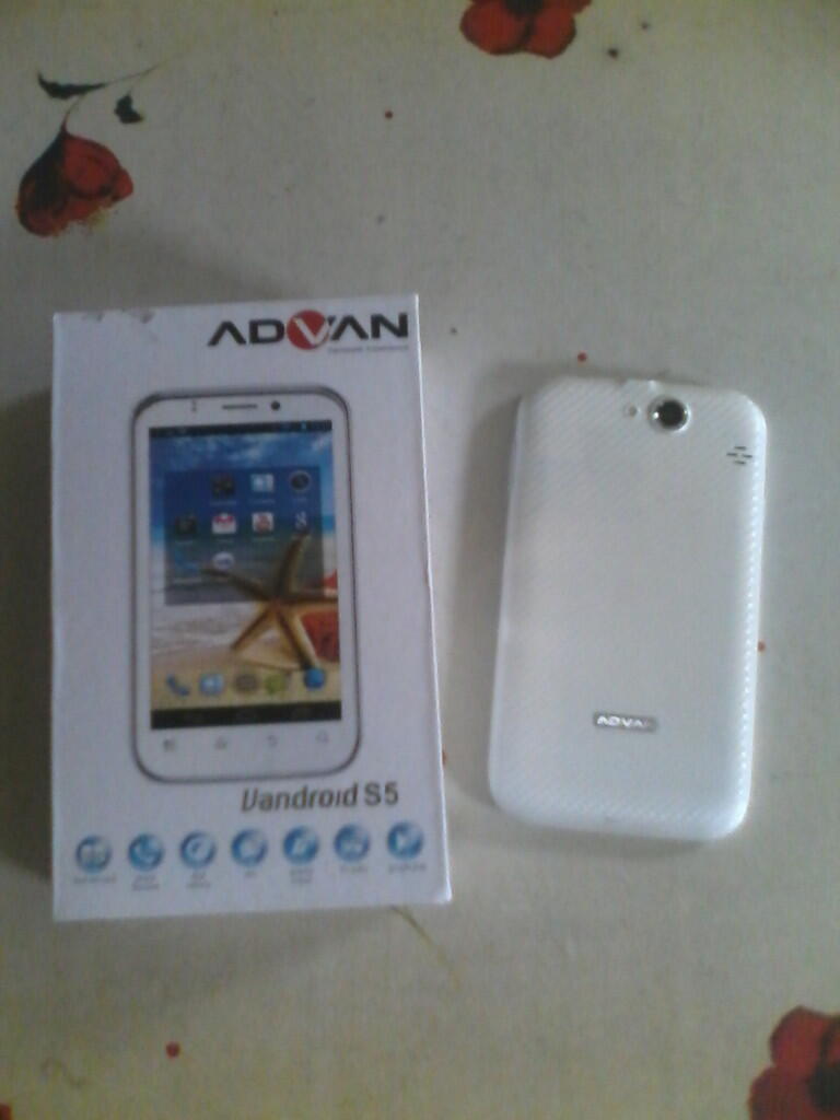 WTS ADVAN S5 ICS White