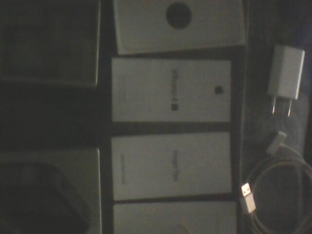 dus iphone 4s black 64gb,charger,kabel data,sim ejector