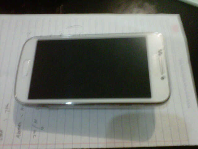 SAMSUNG S4 ZOOM WHITE BARU 2 BULAN PAKAI, MULUUUS