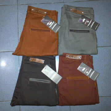 CELANA CHINO MURAH