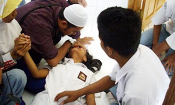 KESURUPAN dilihat dari segi ILMIAH