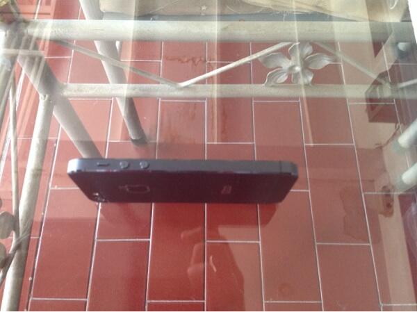 Wts iphone 5 black 16gb 98% mulus fullset ex garansi ses surabaya