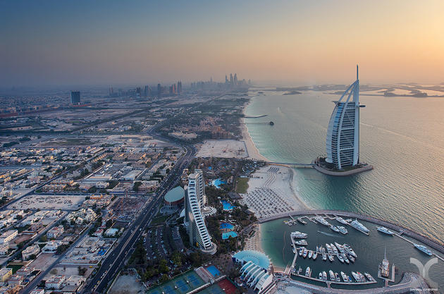 Lanskap Berwarna Dubai dari Langit