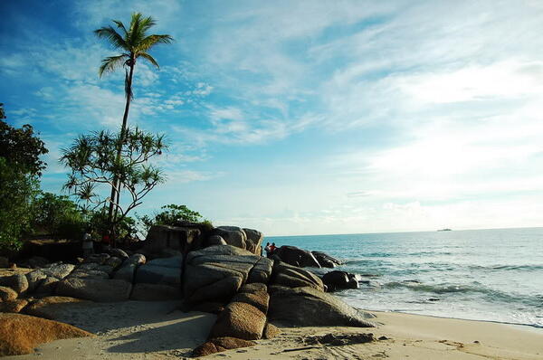 9 Keajaiban Pantai di Bangka Belitung