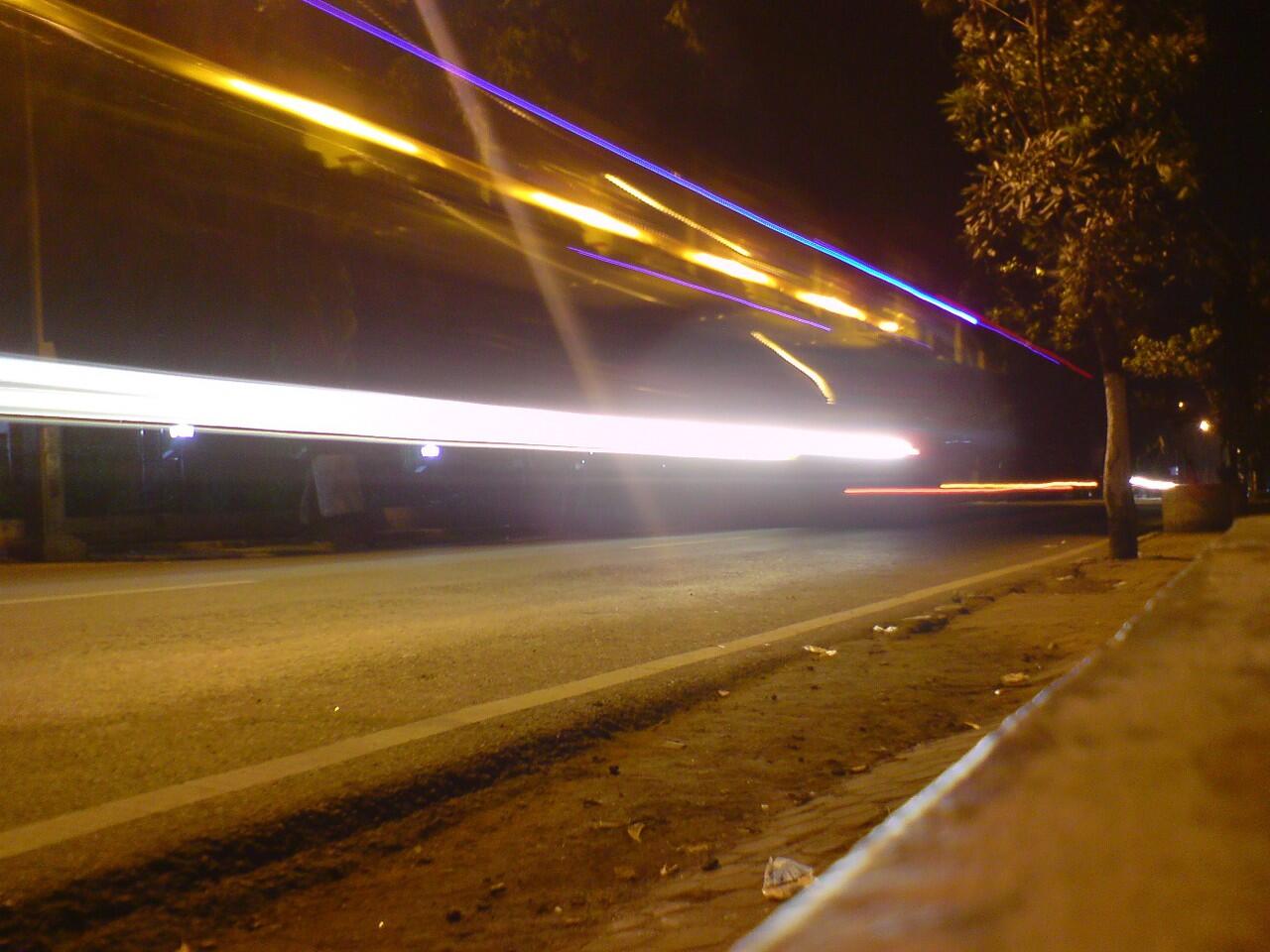 Foto long exposure pake kamera hp? Bisa kok.
