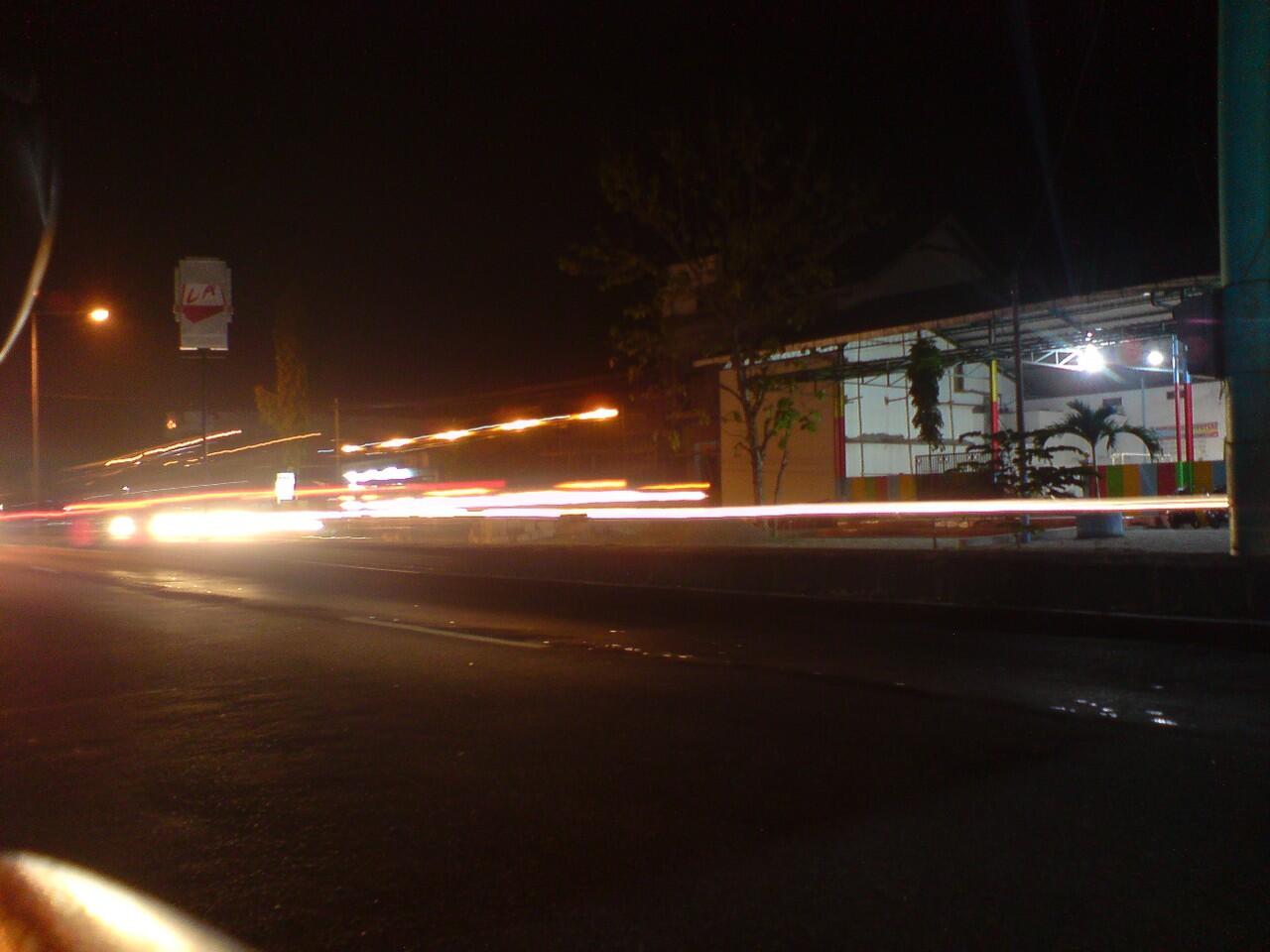 Foto long exposure pake kamera hp? Bisa kok.