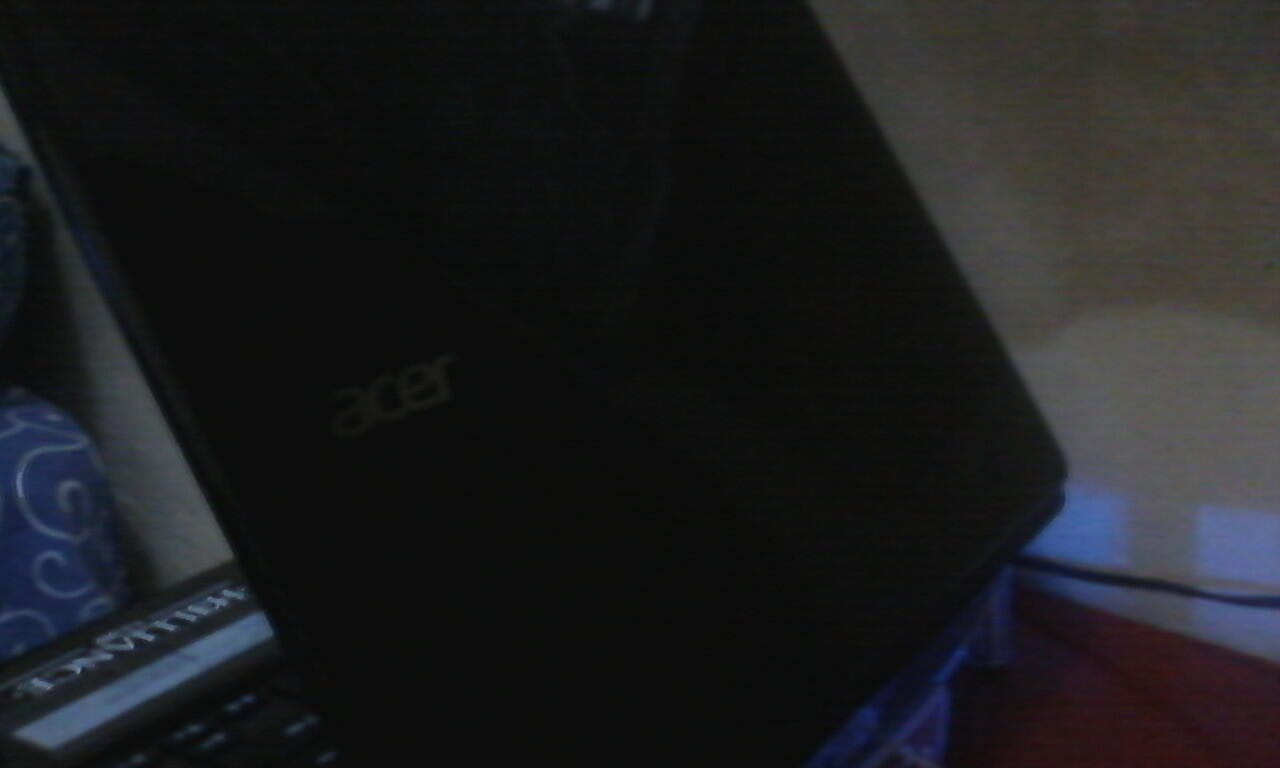 JUAL CEPAT SANGAT BUTUH UANG GAN <LAPTOP ACER ASPIRE E1-422> SLIM KEREN MURAH