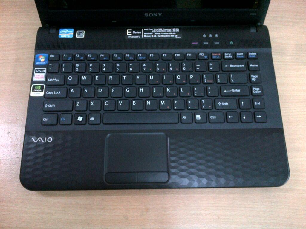 Laptop Gaming Sony Vaio VPCEG28FG Core i5 2430M 4GB 500GB 14" Nvidia G410M muluss