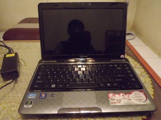TOSHIBA SATELITE L735 MULUS 99%..