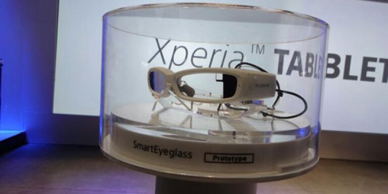 &quot;Smart EyeGlass&quot; Lawan untuk Google Glass?