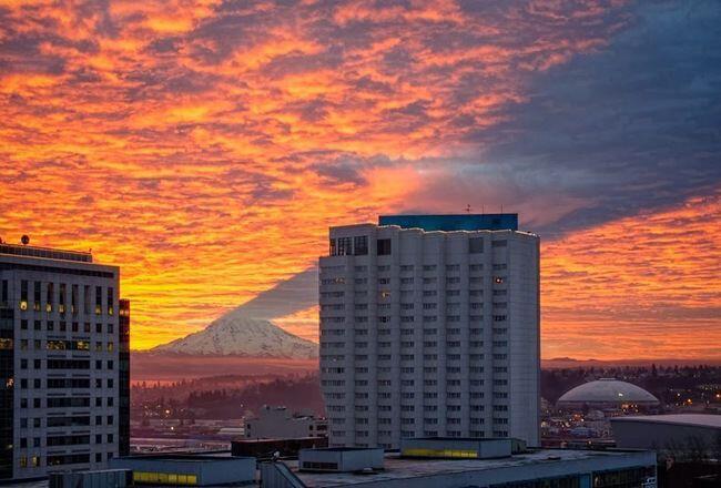 Jalan Langit, Pemandangan Senja Paling Menakjubkan di Dunia, masuk sini gan!!!