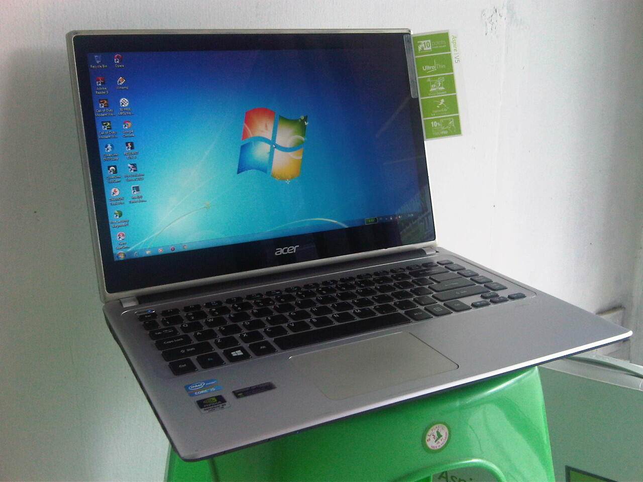 Acer V5-471PG i5 VGA Nvdia DDR3 4 GB HDD 500 GB Touch