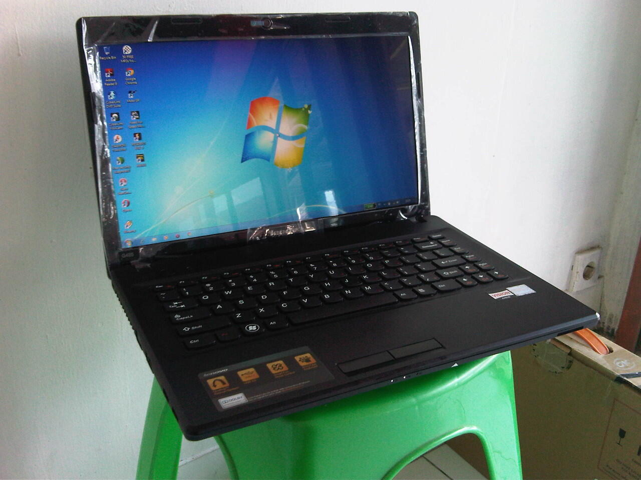 Lenovo Gamer AMD VGA 1 GB Ram 2 GB HDD 320 GB Garnsi