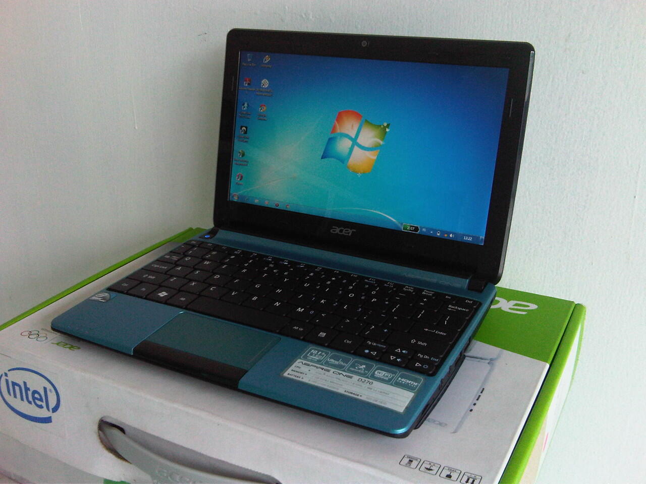 Netbook Acer One D270 N2600 4 CPU DDR3 2 GB HDD 320 GB
