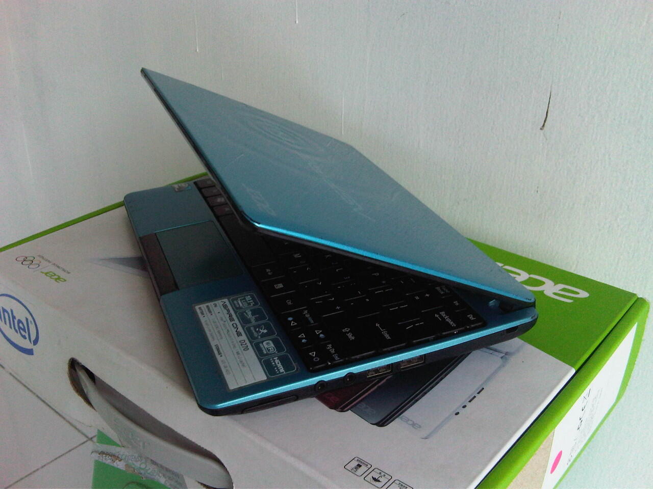 Netbook Acer One D270 N2600 4 CPU DDR3 2 GB HDD 320 GB
