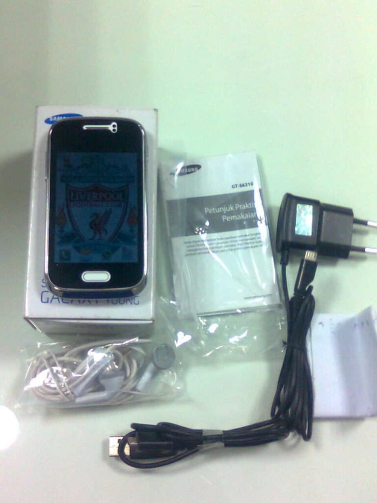 Samsung Galaxy young 2 GT-S6310 putih Murah komplit
