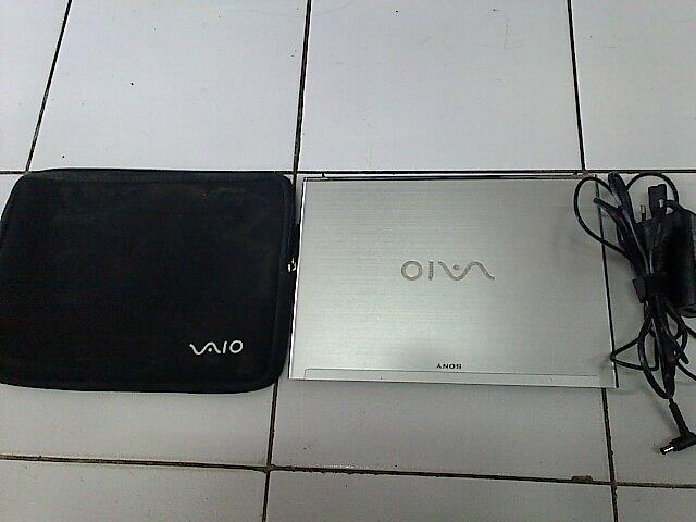 DIJUAL NOTEBOOK SONY VAIO ULTRABOOK CORE i5