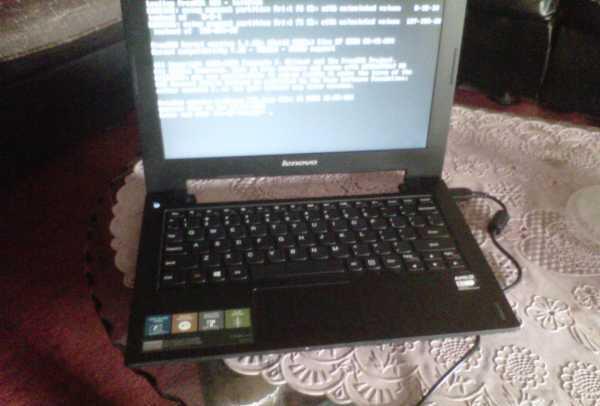 Lenovo idePad S215 Istimewa LIKE NEW Malang
