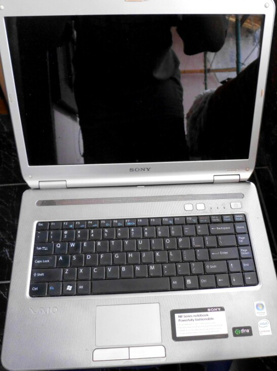 laptop,notebook Sony vaio core 2 duo ,bu cepat bandung