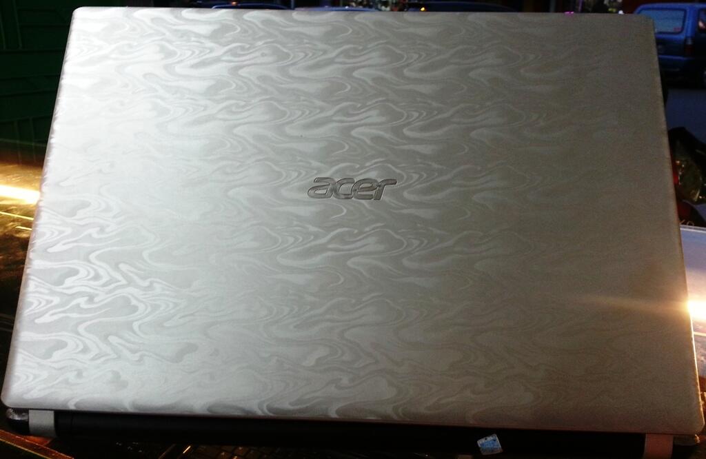 Acer V5-471PG TouchScreen Mumer