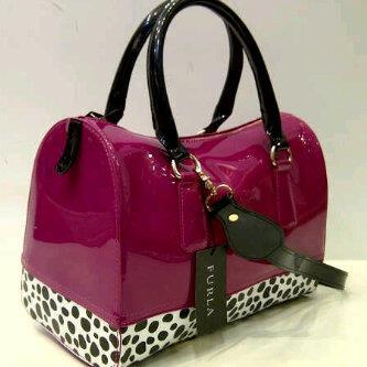terjual pusat grosir batam termurah tas branded baju dress import dll reseller rekber ok terjual pusat grosir batam termurah tas branded baju dress import dll reseller rekber ok