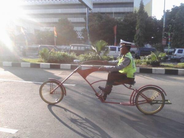 Foto-foto lucu polisi indonesia