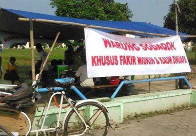 Warung Sodaqoh untuk Fakir Miskin di Pekalongan