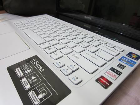 Laptop Gaming Vaio SVE14 ATI 7550M 1GB || Surabaya Masuk.,!!