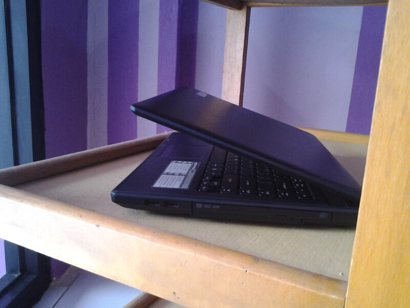 Acer aspire 4739, core i3, ram 2gb, win 7, murah!