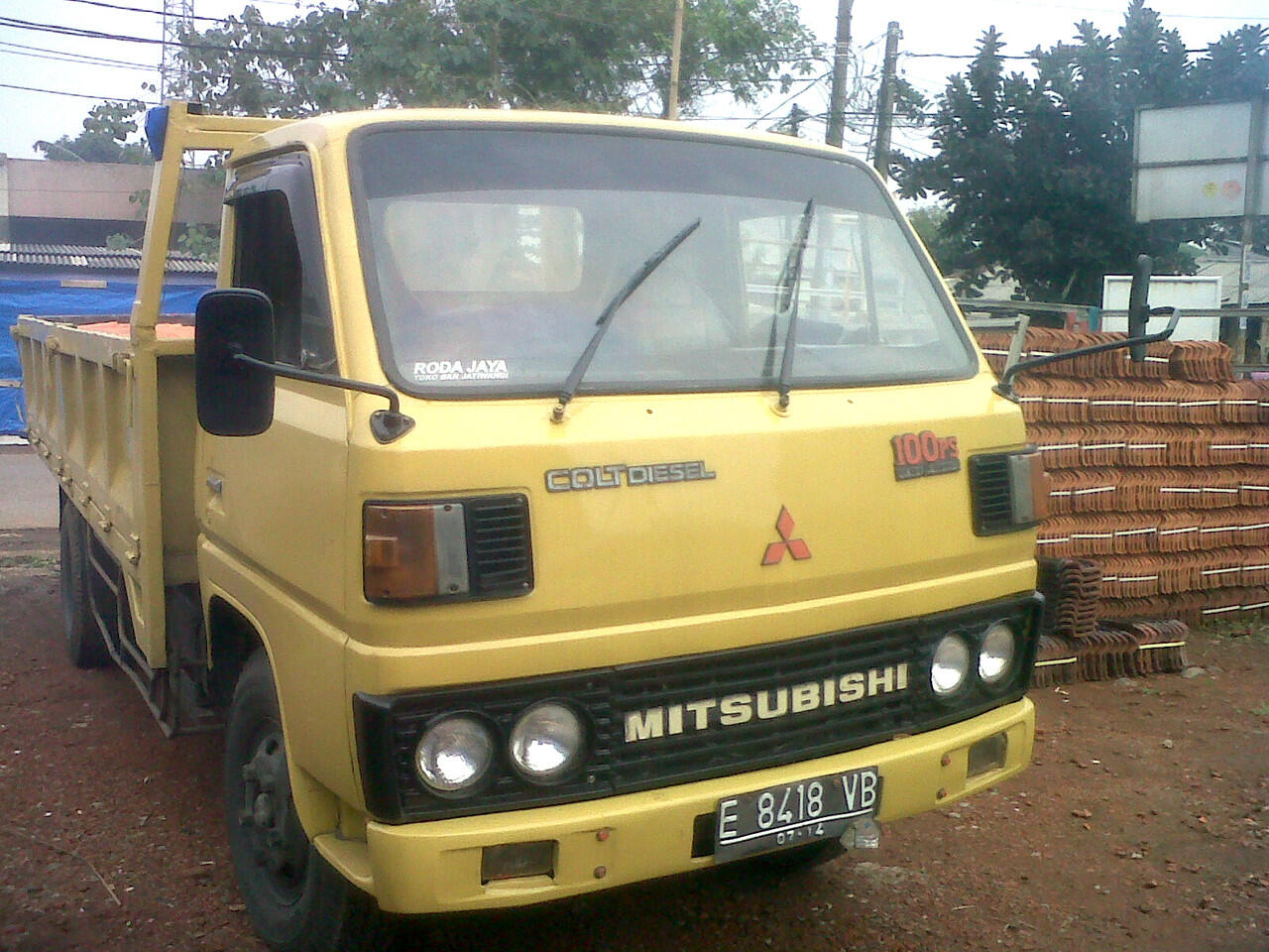 Terjual TRUK MITSUBISHI COLT DIESEL 100 PS TAHUN 1990 BUTUH