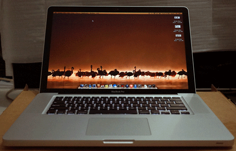 MacBook Pro 15-inch MD322 Late 2011 i7 QuadCore 2.4GHz 750GB like new