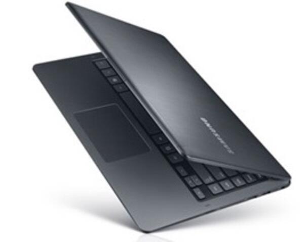Samsung ATIV 270E4V-X01 - Dual Core VGA
