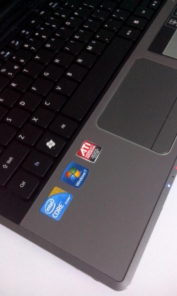 ACER 4745G, CORE I5 ATI M RADEON 1 GB HD 640 GB