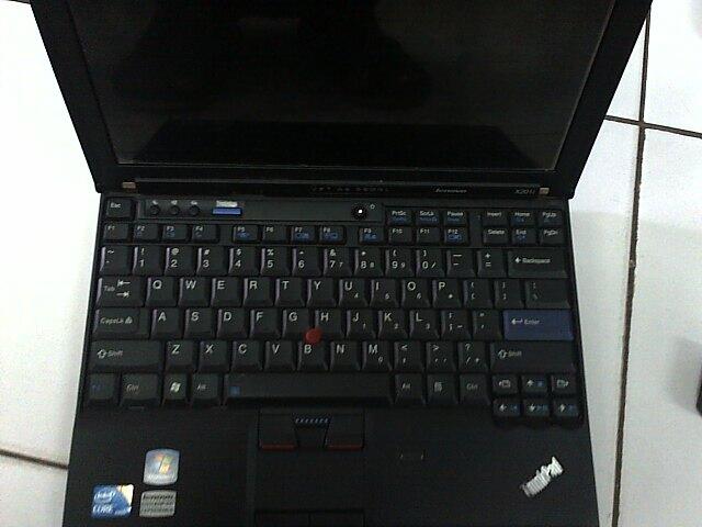 DIJUAL NOTEBOOK LENOVO THINKPAD CORE i5 (TANGERANG)
