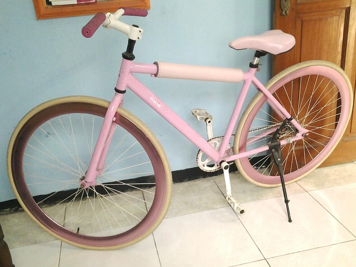 Terjual WTS JUAL  SEPEDA  FIXIE  MULUS MURAH BANTING HARGA 