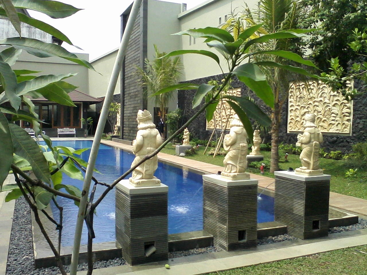 JASA PERAWATAN KOLAM RENANG AREA SEMARANG
